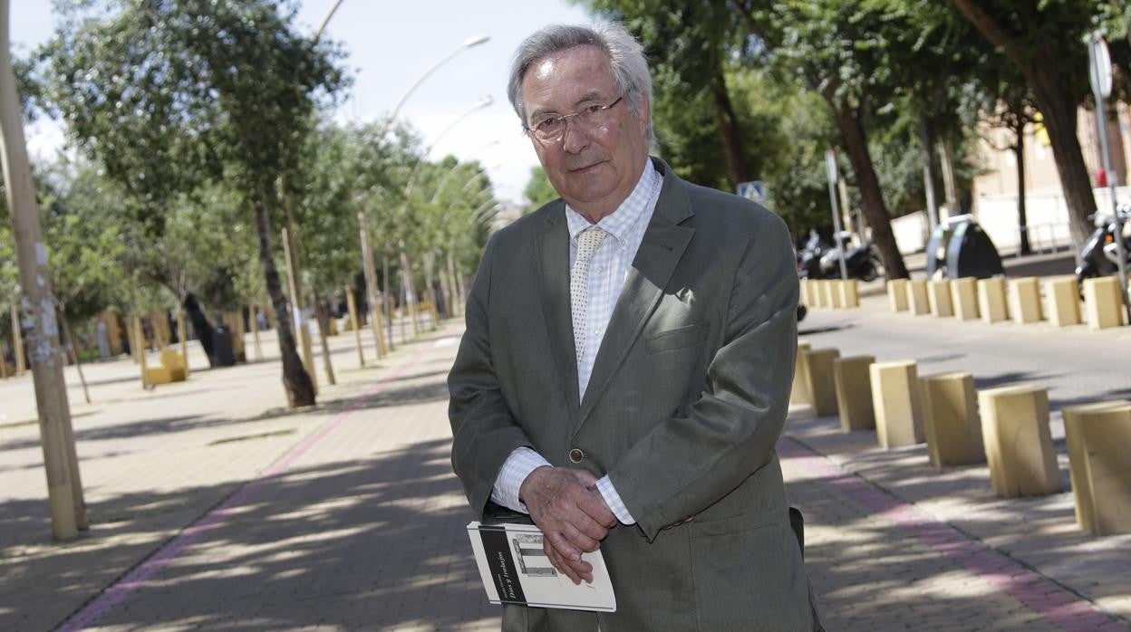 El poeta Jacobo Cortines