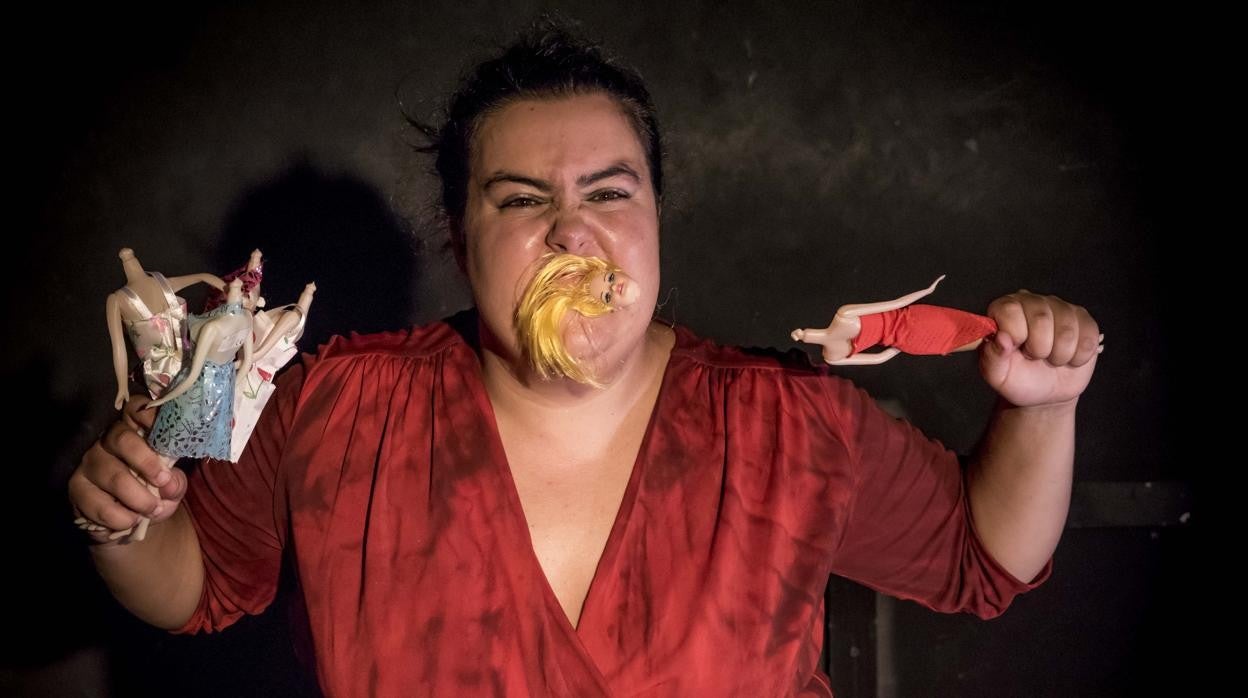 Manuela Alonso protagoniza ‘Perfecta’