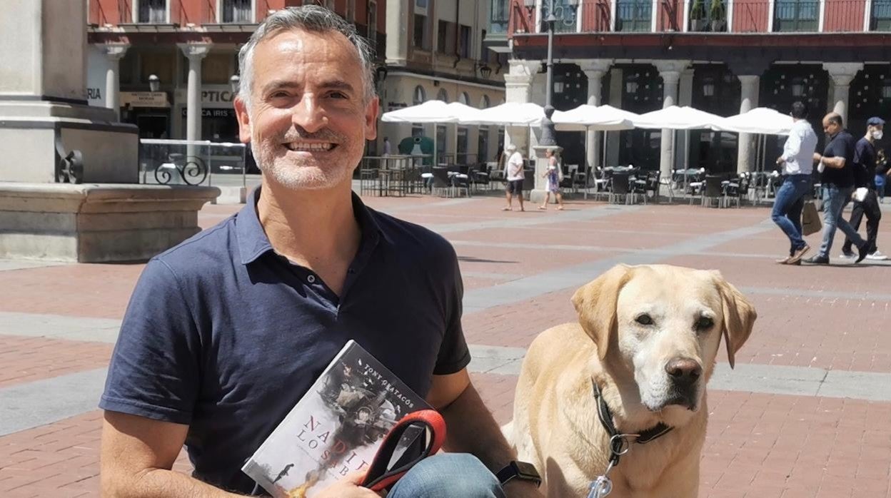 Tony Gratacós plantea una alternativa a la historia oficial de la expedición de Magallanes-Elcano en su novela