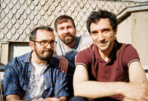 El grupo Mujeres, referencia en la escena barcelonesa