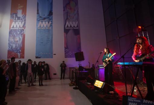 Las andaluzas Adiós Amores hicieron vibrar al público del escenario del cubo