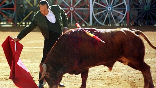 La Algaba inaugurará un monumento homenaje a Curro Romero en su feria de septiembre