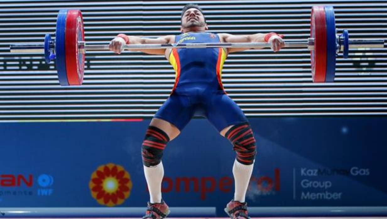 Josué Brachi se proclama campeón de Europa de halterfofilia en la categoría de 56 kilos