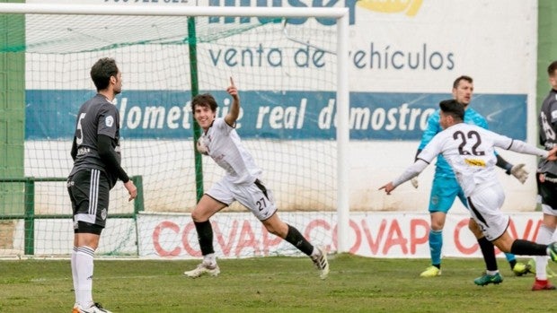 El Gerena supera al Coria con un gol de Sergio