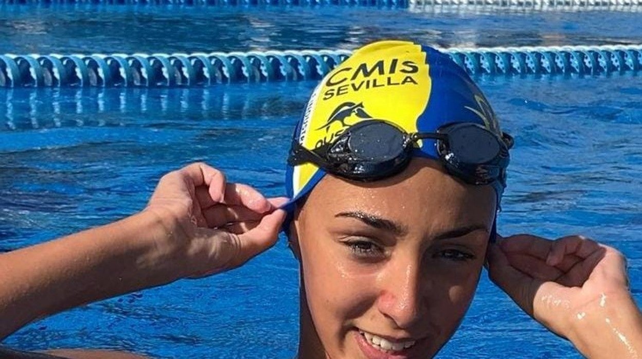 La nadadora Aurora Lázaro, del Círculo Mercantil