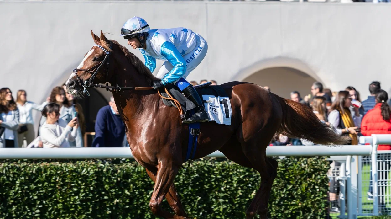 Las jocketas dan un paso más en el Hipódromo de Dos Hermanas