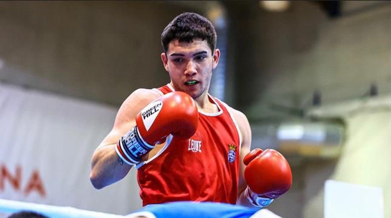 Salvi Flores, en un combate