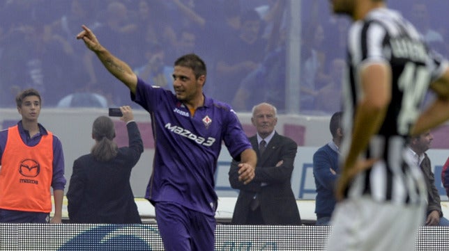 La Fiorentina felicita a Joaquín recordando su gol a la Juventus