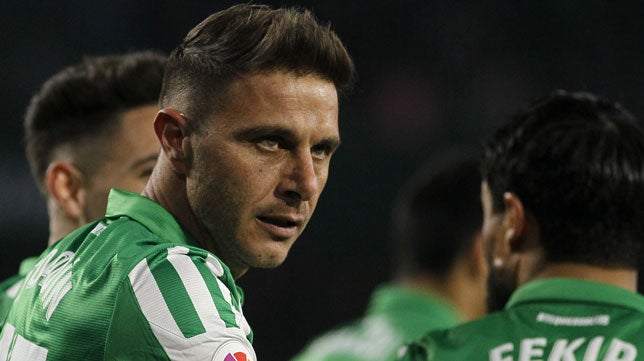 En vídeo, el gol de Joaquín (3-2) en el Betis - Mallorca (3-3)