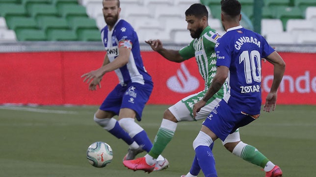 Descanso (0-0): Borja y Canales no aprovechan las ocasiones más claras del Betis ante el Alavés