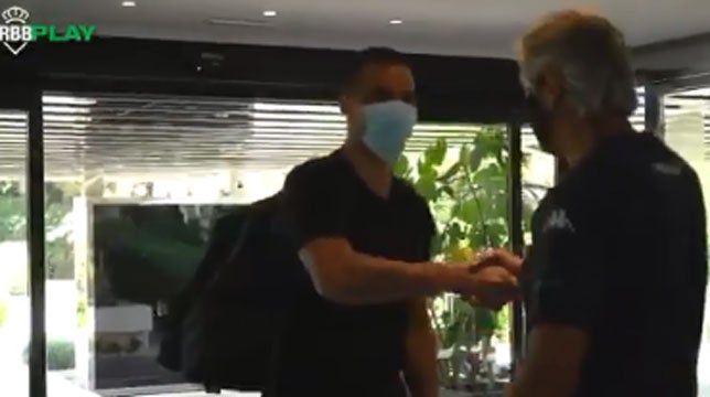 Claudio Bravo se muestra "feliz de poder disfrutar de este gran y hermoso club"