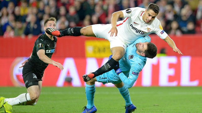 Comprar a André Silva... y renovar a Wissam Ben Yedder