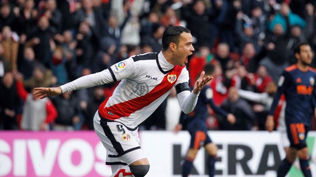 Raúl de Tomás y Medrán, bajas en el Rayo para visitar al Sevilla