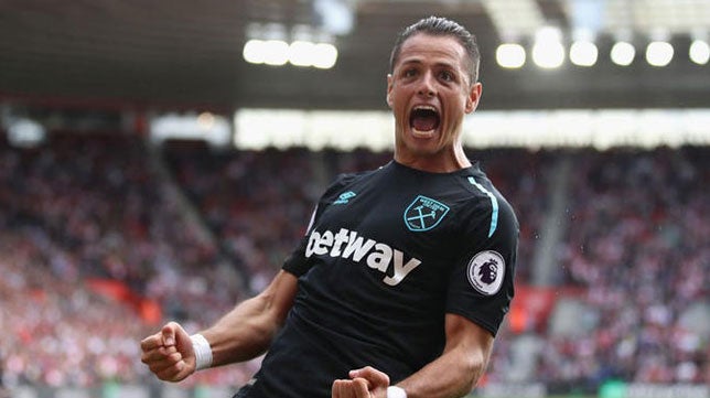 Chicharito llega a Sevilla este domingo