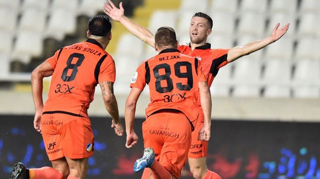 Victoria del APOEL y derrota del Dudelange con el colista
