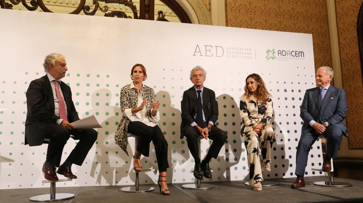 Rafael Porras, Raquel Parrilla, José Mª Pacheco, Arancha Manzanares y José Gandía protagonizaron el debate
