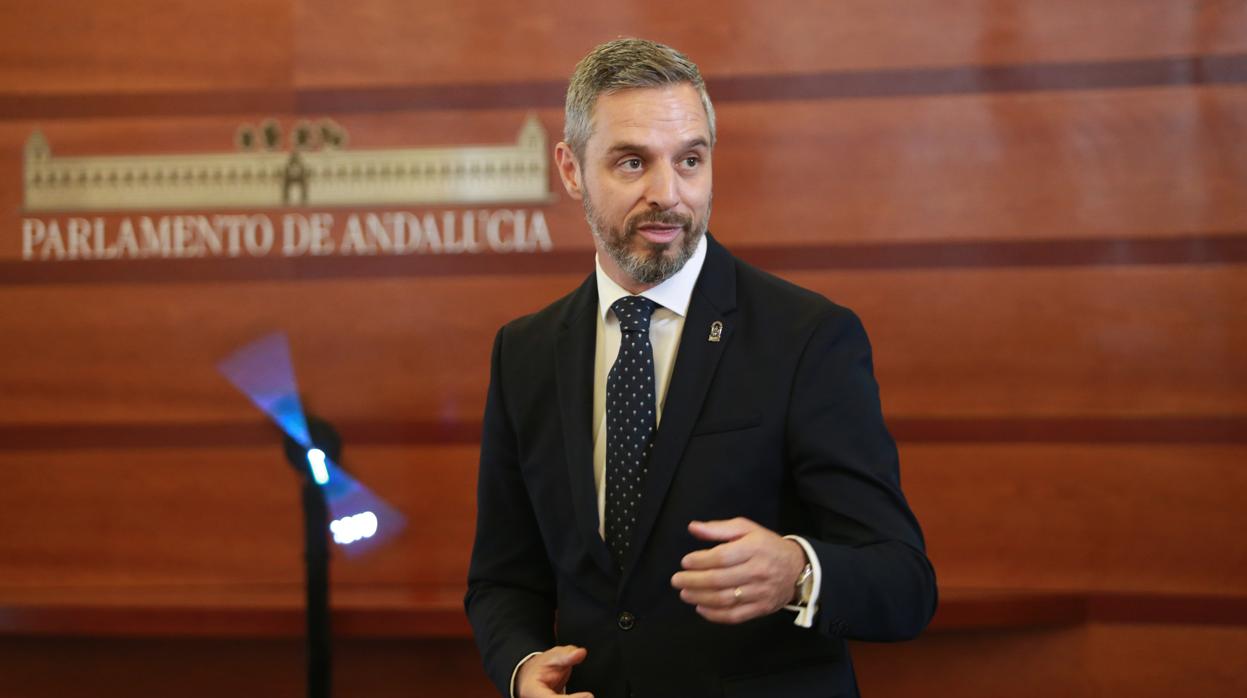 Juan Bravo, consejero de Hacienda, Industria, Energía y Minas