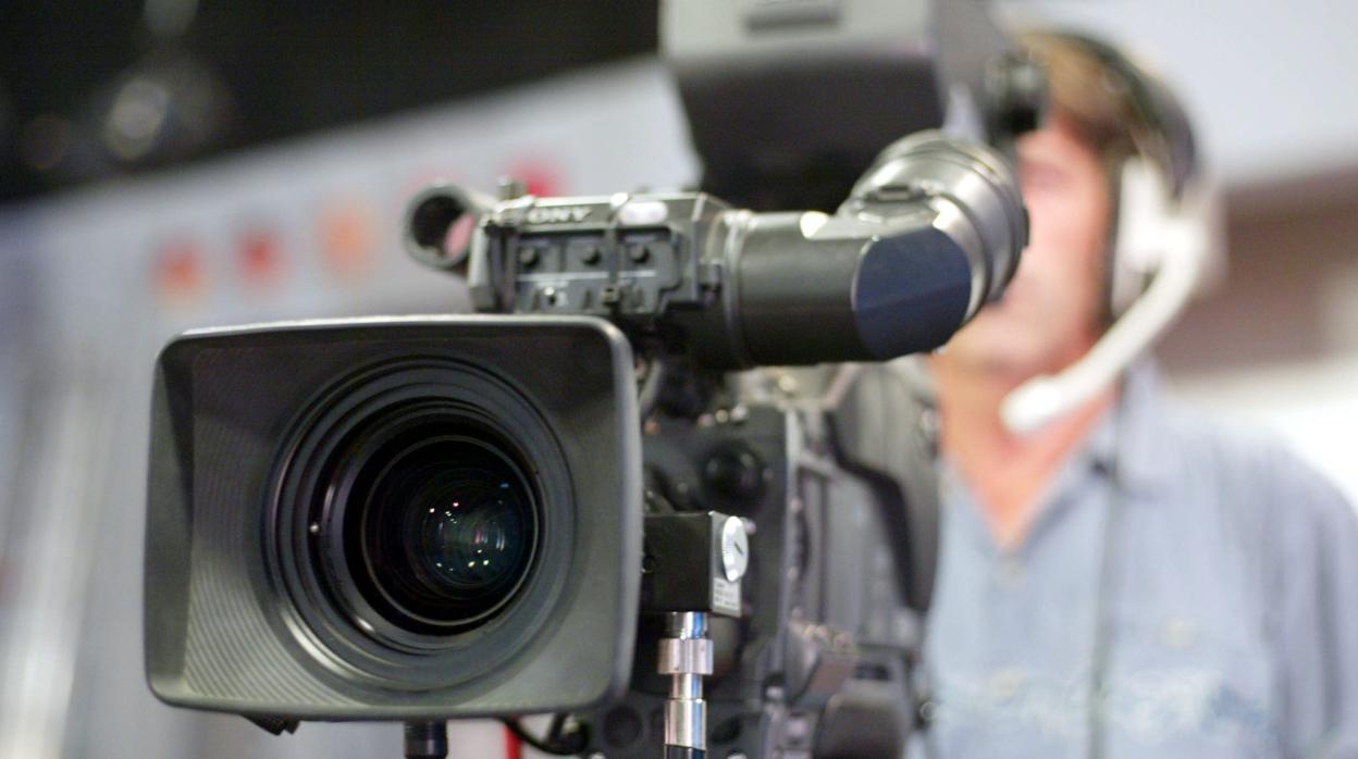 Diez empresas que obtuvieron en 2016 licencias de televisión digital terrestre en Andalucía las perderán este viernes