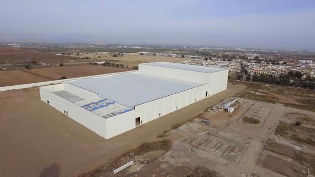 Ebro Foods producirá en su nueva fábrica de La Rinconada 80 millones de vasitos de arroz cada año