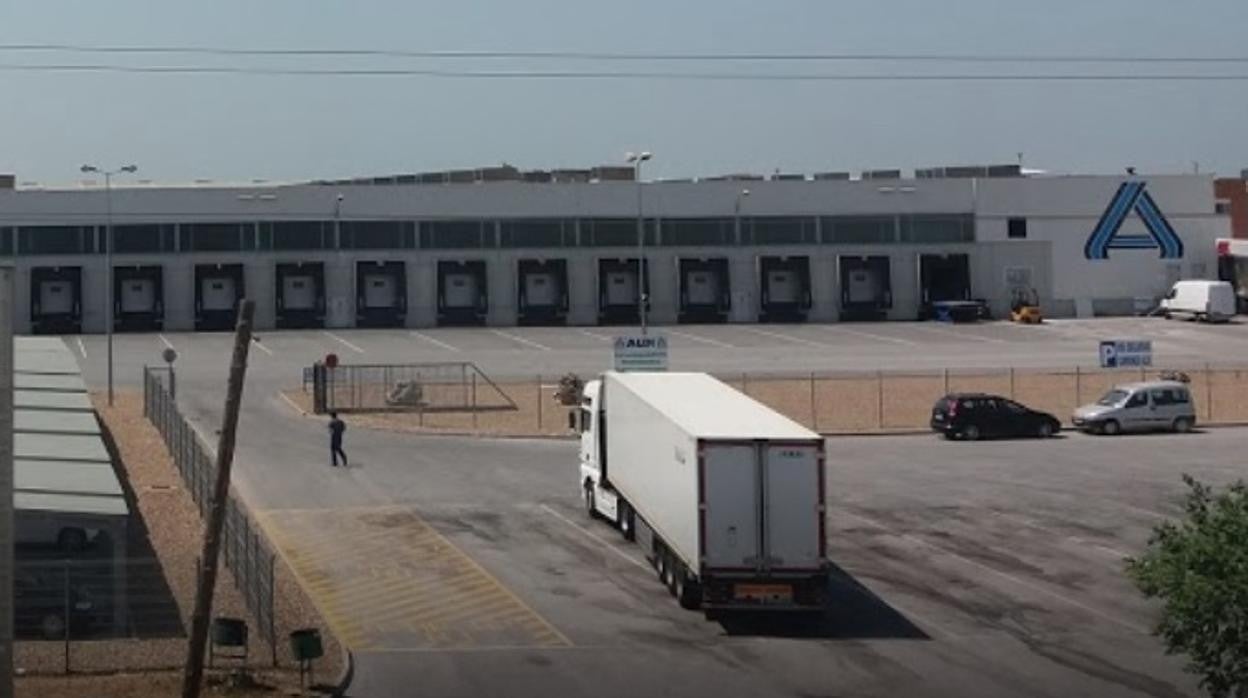 La plataforma logística de Aldi en Dos Hermanas (Sevilla), una de las cuatro que tiene en España, incrementará en un 50% su superficie
