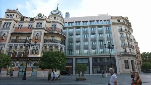 El hotel en la sede del Banco de Andalucía en Sevilla se retrasa por un conflicto entre el dueño y el operador