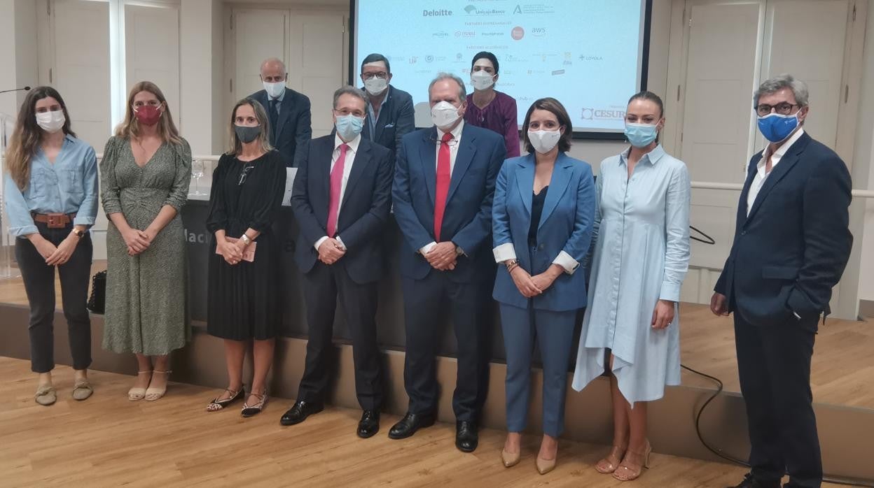 Miembros del jurado y partners de WOW.up