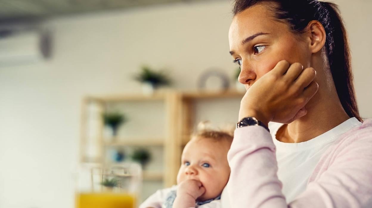 Ayudas de la Seguridad Social y del SEPE para madres solteras