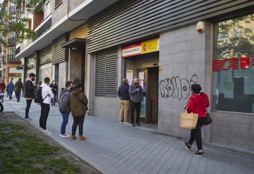 Estas son las ayudas del SEPE para mayores de 52 años que han trabajado en el extranjero