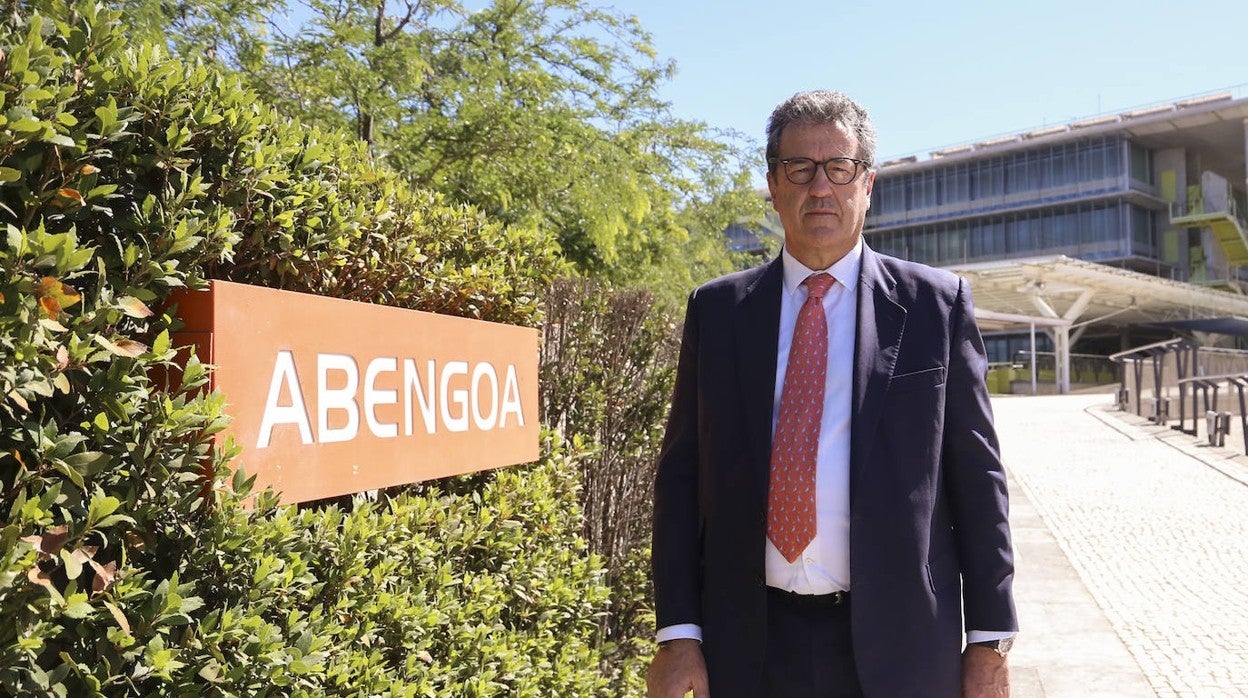 Juan Pablo López-Bravo, presidente de Abenewco1, en la sede de la multinacional en Palmas Altas, en Sevilla