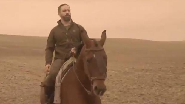 Santiago Abascal: Vox quiere reconquistar España a caballo en las elecciones andaluzas