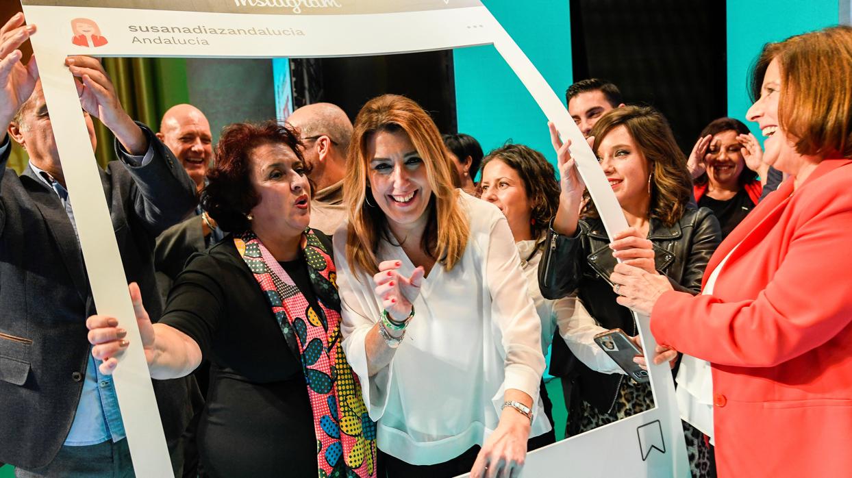 José Entrena, Teresa Jiménez, Susana Díaz y Francisco Cuenca, este jueves, en Granada