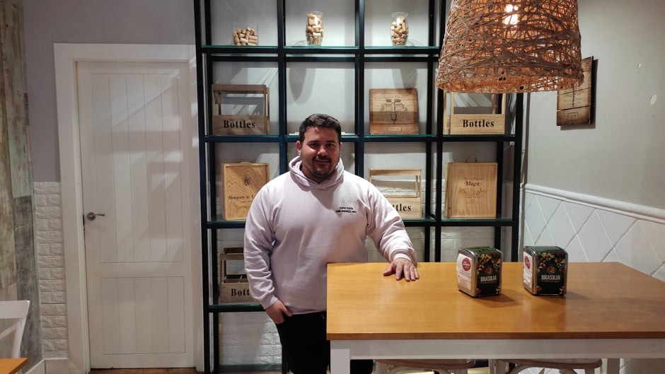 Nuestros bares de barrio: San Andrés, la tercera generación de «vicentes» en la Fuensanta