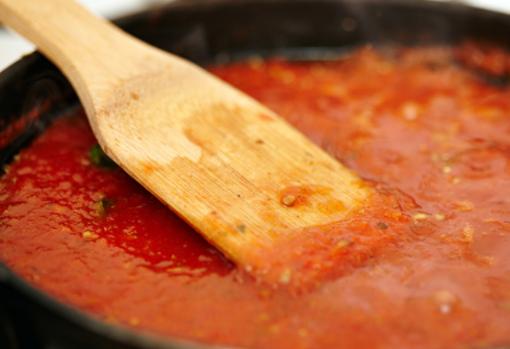 El tomate es la base de la salsa napolitana