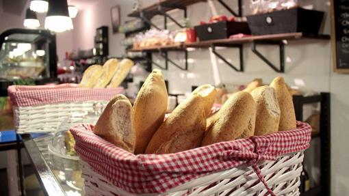 Desayunos con mucha miga: los bares de Sevilla que más panes ofrecen