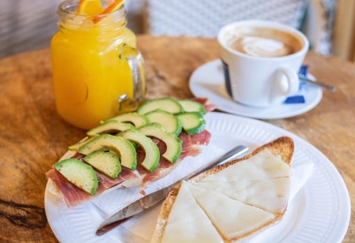 Desayunos en Bravo (Triana)