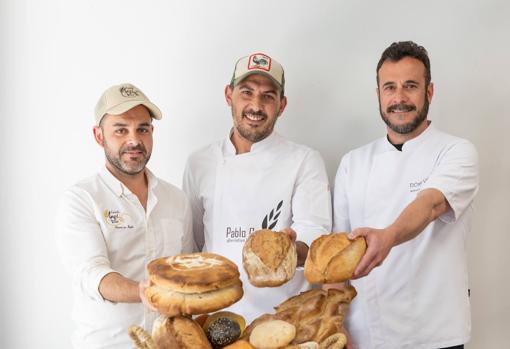 Domi Vélez, Pablo Conesa y Ángel Puchi: maestros del pan de pueblo