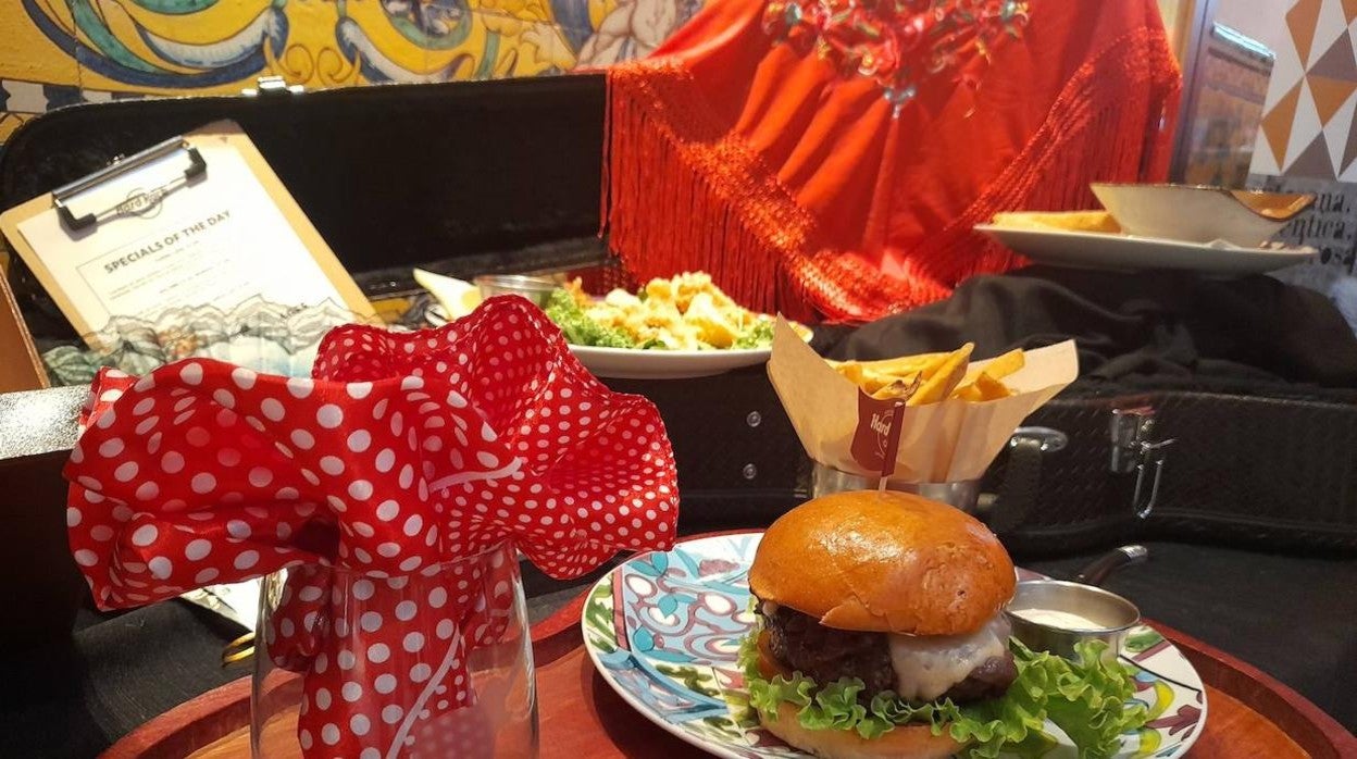 Hard Rock Café se pone flamenco y saca recetas sevillanas