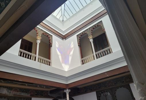 Vidrieras del patio central de la nueva sede de Alma