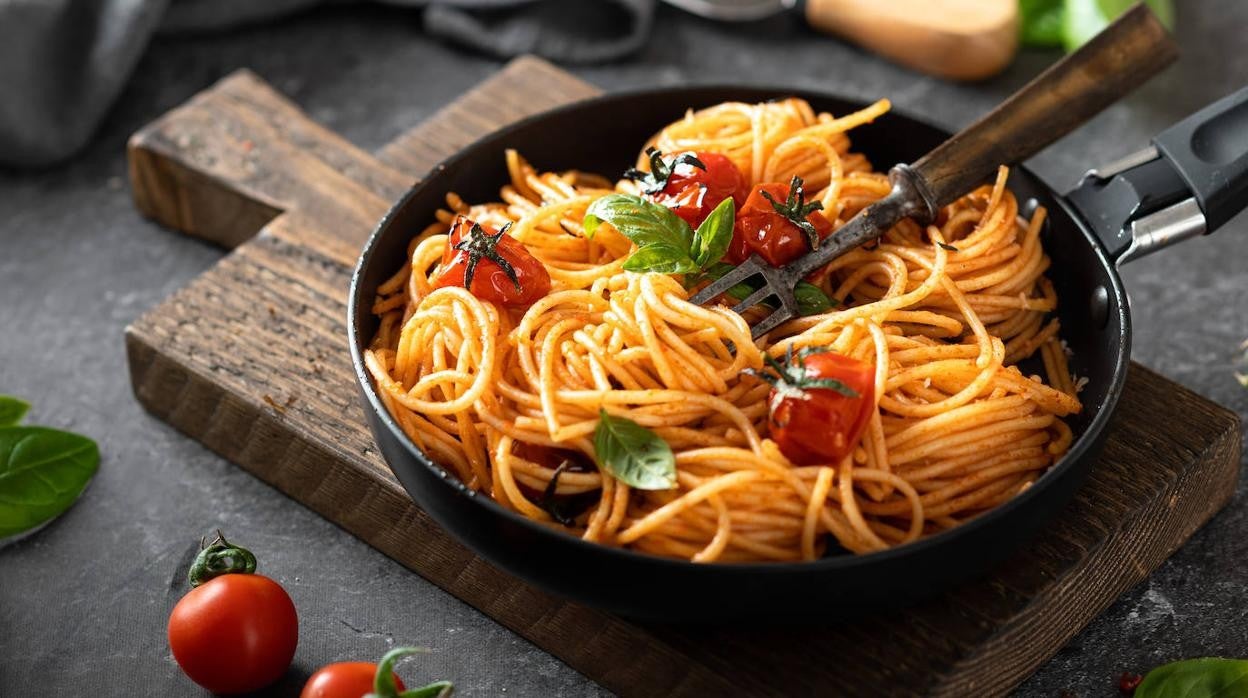 La pasta cocida debe estar escurrida para cocinarla con otros ingredientes