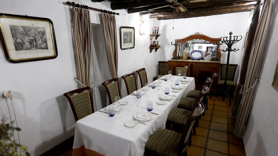 De tapas por Almodóvar del Río