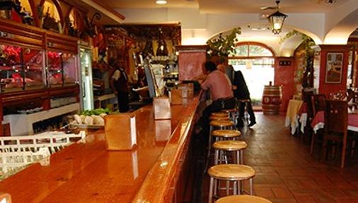 Bares y restaurantes para comer antes de ir a la Feria de Abril de 2023