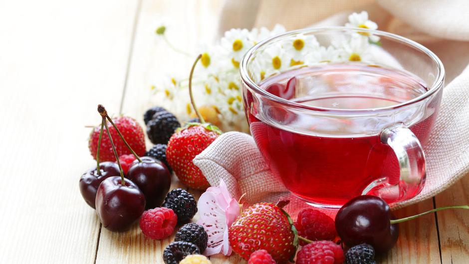 Infusión de frutos rojos: cómo preparar esta bebida en casa y para qué sirve