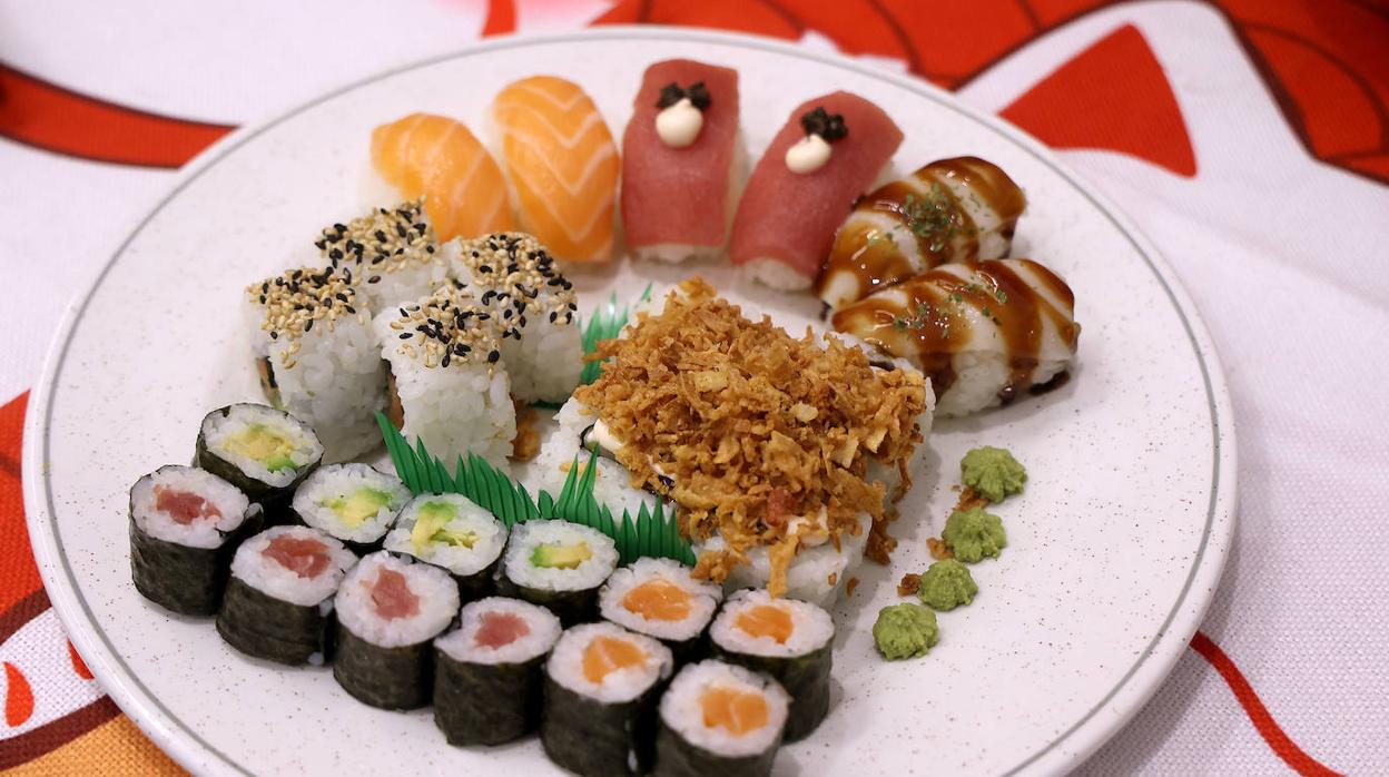 La carta del restaurante L. San tiene más de cien platos, la mitad de ellos de sushi