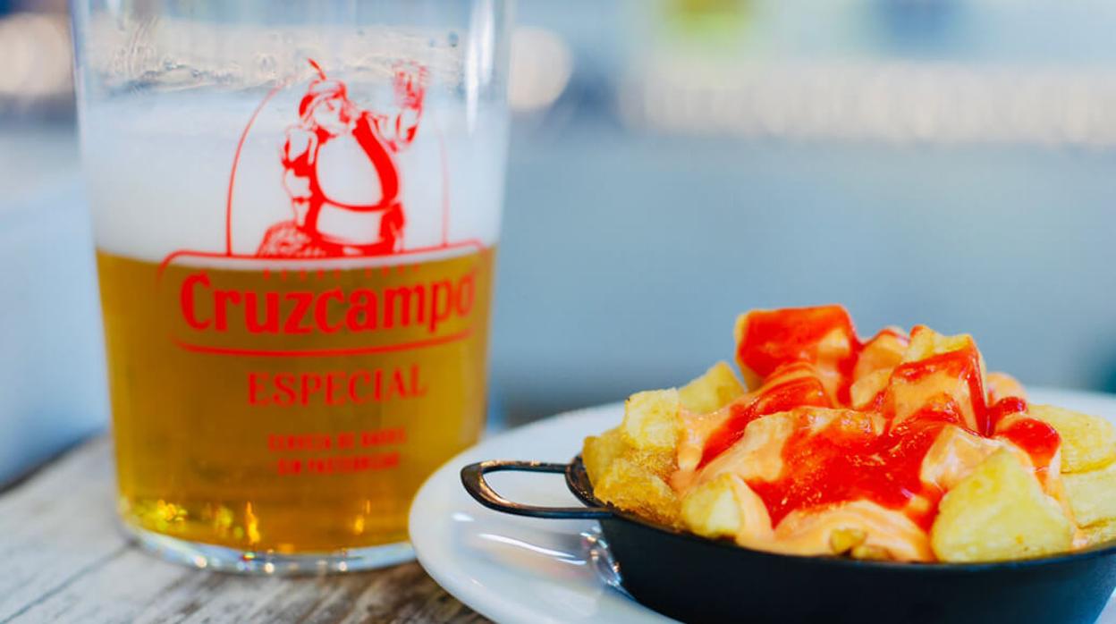 Barra de Cruzcampo del Mercado Victoria de Córdoba