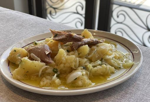 El restaurante Río Grande abre sus puertas en Sevilla como nuevo balcón gastronómico al Guadalquivir