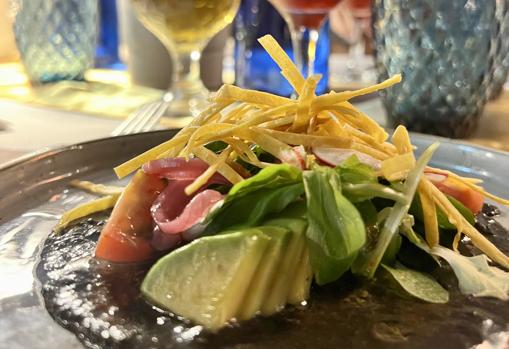 Ensalada de aguacate y huitlacoche