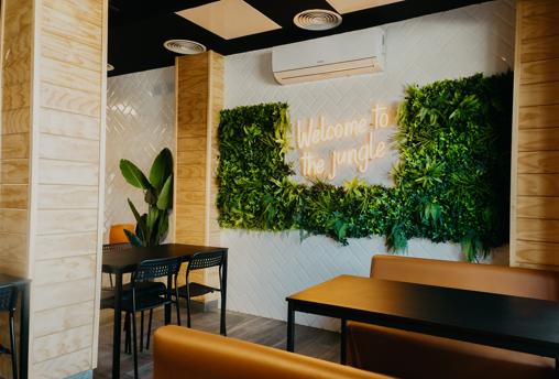 Monkey Food lleva sus hamburguesas canallas a Viapol