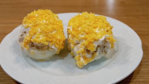 El regreso de los huevos rellenos a las barras sevillanas