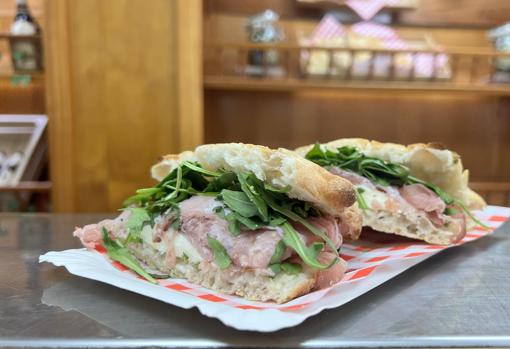 Focaccino, un templo para disfrutar del popular bocadillo italiano en la Alameda