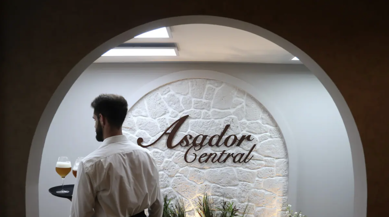 Nuevo Asador Central, en la calle Doce de Octubre en Córdoba